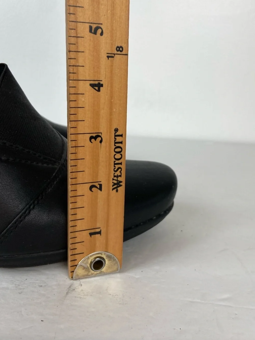 Abeo Portola Slip On Heels Shoes Size 8 N Black Leather Biosystem Career Comfort